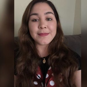 Meet your Posher, Valentina